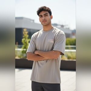 PacSun Graphic Tee in Brown and Pink